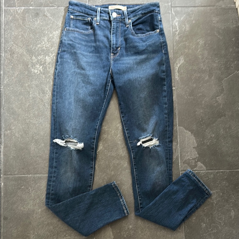 Levi’s high rise skinny 27